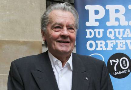 Alain Delon bisexuel ? Ces témoignages concordants diffusés pour la première fois