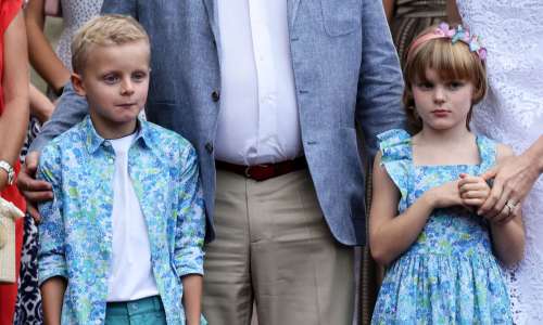 Charlene de Monaco ne laisse rien au hasard, Jacques et Gabriella s’affichent dans un look parfait pour la fête nationale