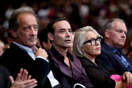 “Des sévices, des violences corporelles” : Anthony Delon lève le voile sur un pan méconnu de son enfance