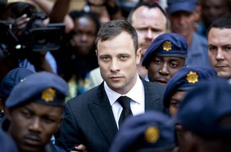 Oscar Pistorius en couple : libre depuis un an après le meurtre de Reeva Steenkamp, sa relation en fait trembler certains