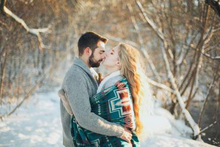 Voilà pourquoi nous voulons absolument tomber amoureux en hiver d’après un expert