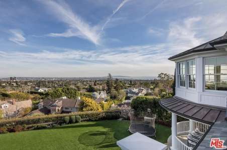 Ben Affleck et Jennifer Lopez : à quoi ressemble leur villa jamais vendue à Pacific Palisades