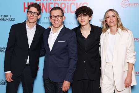 Dany Boon et Laurence Arné : l’adorable famille recomposée s’affiche avec enfants à la première de « La famille Hennedricks »