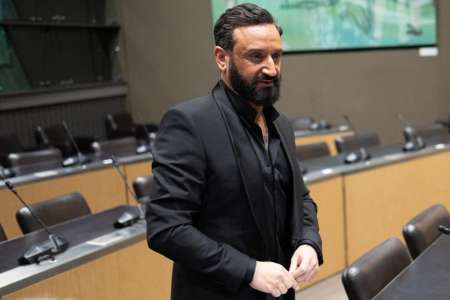 Cyril Hanouna a bien pris le large mais à bord de son incroyable yacht Lamborghini : l’animateur star vit sa meilleure vie