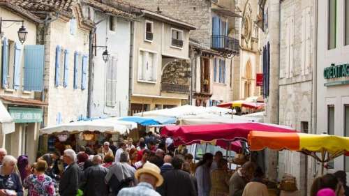 Les 5 meilleurs marchés de produits locaux à explorer pendant vos vacances en France