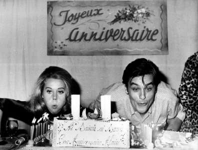 Obsèques d’Alain Delon : les photos les plus iconiques du monstre sacré du cinéma