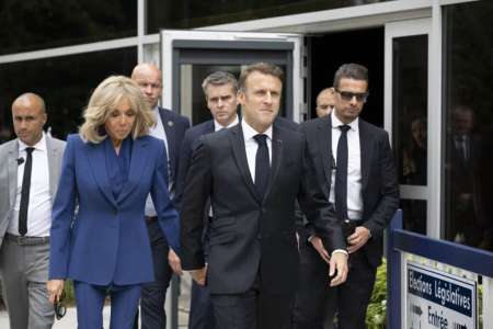 Emmanuel et Brigitte Macron en deuil : le couple présidentiel face à la mort d’un proche