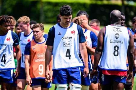 La femme accusant les deux rugbymen Hugo Auradou et Oscar Jegou de viol aggravé en réunion a tenté de mettre fin à ses jours