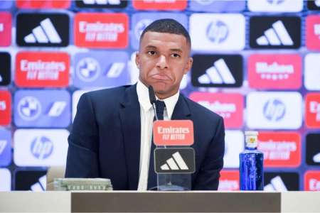 « Je ne vise personne… » : Emmanuel Macron cash sur le silence de Kylian Mbappé durant les JO de Paris 2024