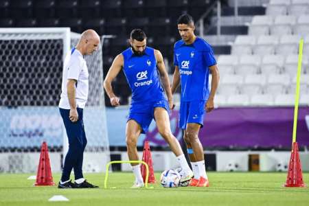  «Karim Benzema rend hommage à Varane : 