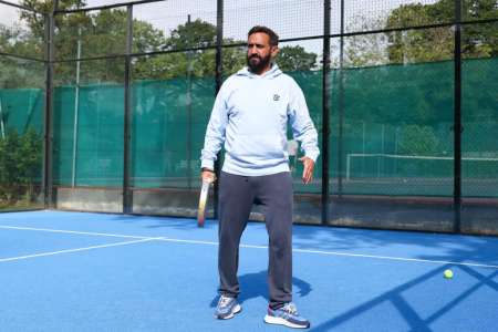  «Télérama» révèle les secrets de «Quotidien» : Cyril Hanouna prend la défense de Yann Barthès et son équipe.