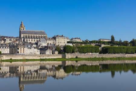  «Hébergements de charme à deux pas des châteaux de la Loire»