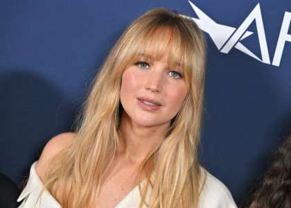 Jennifer Lawrence radieuse : son baby-bump illumine le tapis rouge 
