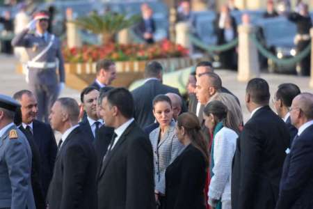 Lalla Khadija, 17 ans, fille du roi du Maroc Mohammed VI et de Lalla Salma, épate les Macron