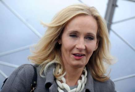 J.K. Rowling : la romancière britannique et maman d'