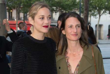 Camille Cottin : avec Marion Cotillard, « on forme une espèce de famille »