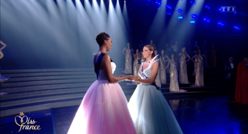 Interview avec Miss France 2025 : “Ce que j'aime ? L’intelligence émotionnelle et l’humour!”