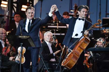 Renaud et Gautier Capuçon : une star de la télévision et une pointure de la musique en guise de compagnes