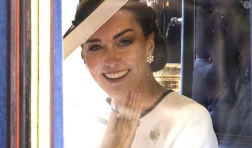 Réapparition surprise de Kate Middleton ! Souriante et stylée auprès du prince William