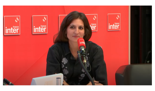 Toutes les femmes adorent Marine Leonardi (France Inter) ! Ne vous fiez pas à son allure bourgeoise, elle n'a rien de la mère parfaite...