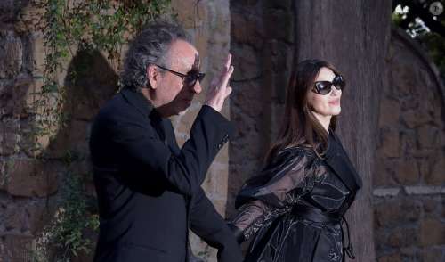 Monica Bellucci en couple avec Tim Burton : l'Américain très importuné lors de leur sortie en amoureux !