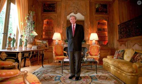 Dans le bureau du milliardaire Bernard Arnault : une pièce aux très rares visiteurs, faite 