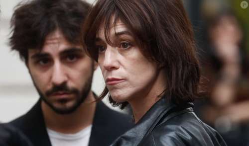 Charlotte Gainsbourg immortalisée avec son fils Ben Attal par sa belle-fille : leur look décontracté ne passe pas inaperçu