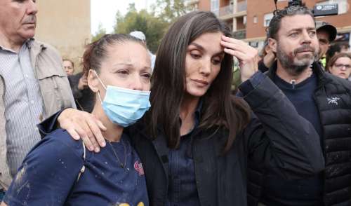 Inondations en Espagne : Une star internationale s'unit à la famille royale, et porte secours aux victimes