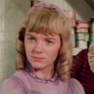 Alison Arngrim éternelle Nellie Oleson : toujours proche de Melissa Gilbert, alias Laura Ingalls !