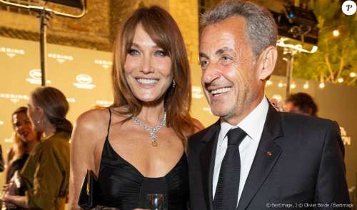 Carla Bruni en nuisette, au bras de Nicolas Sarkozy : apparition remarquée du couple à Cannes