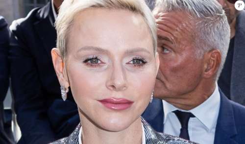 Charlene de Monaco parmi les stars : la princesse rayonne au défilé Louis Vuitton