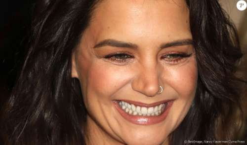 Katie Holmes : Rare sortie masquée avec sa fille Suri qui a bien grandi, l'ado est le sosie de sa maman !