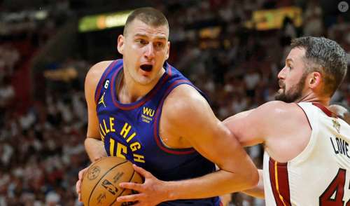 Nikola Jokic nouveau roi de la NBA : qui est Natalija, sa sublime femme et mère de sa fille ?