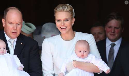 Charlene de Monaco nage dans le bonheur : visite surprise à la maternité, d'adorables bébés ont eu raison de la princesse...