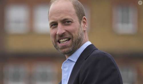 Le Prince William surprend avec un look audacieux, un discret clin d'oeil à Kate ? On vous laisse juger...