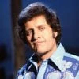 Joe Dassin : Son fils Jonathan perpétue une curieuse tradition familiale avec ses enfants !