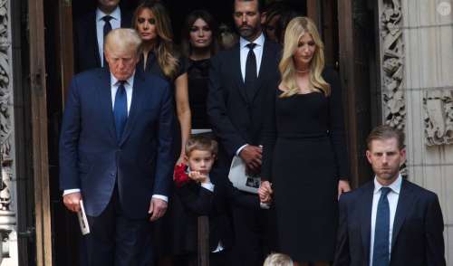 Donald Trump : 3 de ses enfants se sont partagés un héritage d'or, lui est resté sur le banc de touche