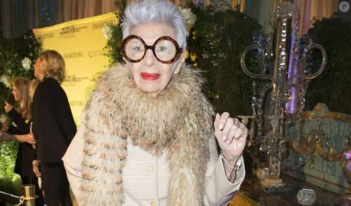 Iris Apfel : L'icône excentrique de la mode et star d'Instagram nous a quittés, elle avait 102 ans