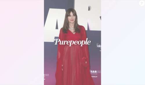 Monica Bellucci impériale aux César 2023 : robe rouge longue et transparente, effet glamour réussi