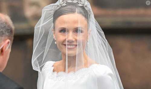 Mariage de l'année : les détails du look somptueux d'Olivia Henson unie au duc de Westminster, milliardaire et filleul de Charles III
