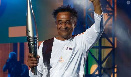 Yannick Noah allume la vasque olympique à Paris : quelques semaines après sa grave blessure, le champion déjà sur pied !