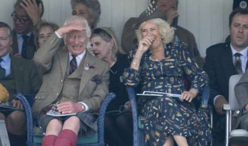 Camilla et Charles se lâchent en public : le couple pris d'un fou rire inarrêtable et ce n'est pas la première fois !