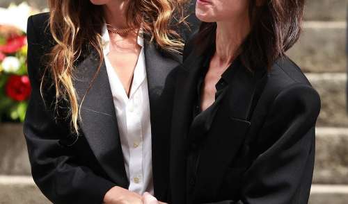 Chacune à leur façon, Charlotte Gainsbourg et Lou Doillon s'expriment sur un manque irremplaçable dans leur famille