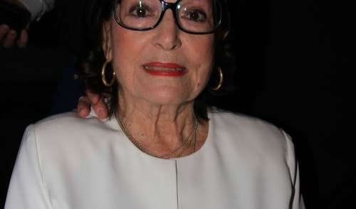 Les sacrifices de Nana Mouskouri pour ses enfants
