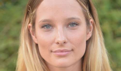 Ilona Smet enceinte de son deuxième enfant : elle dévoile son ventre rond après la révélation faite par son père David Hallyday