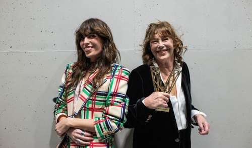 Lou Doillon et son fils Laszlo : moment suspendu au cimetière du Montparnasse auprès de Jane Birkin