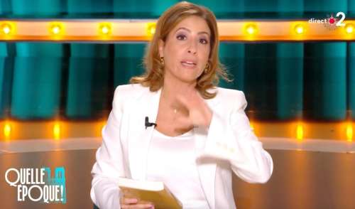 Léa Salamé face à son ex-compagnon à la télévision : situation contrôlée par la star de France 2