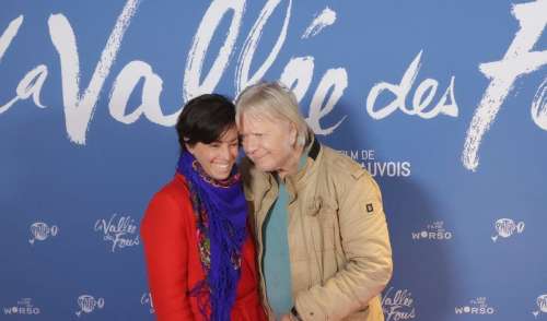 Les femmes de sa vie réunies ! Renaud avec son épouse Cerise et son ex Dominique pour une soirée inoubliable