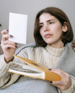 Ma belle-sœur a secrètement effectué un test ADN sur mon nouveau-né