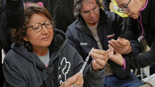 Sous le radar : Elle-Máijá Tailfeathers cherche l’empathie avec « Kímmapiiyipitssini »